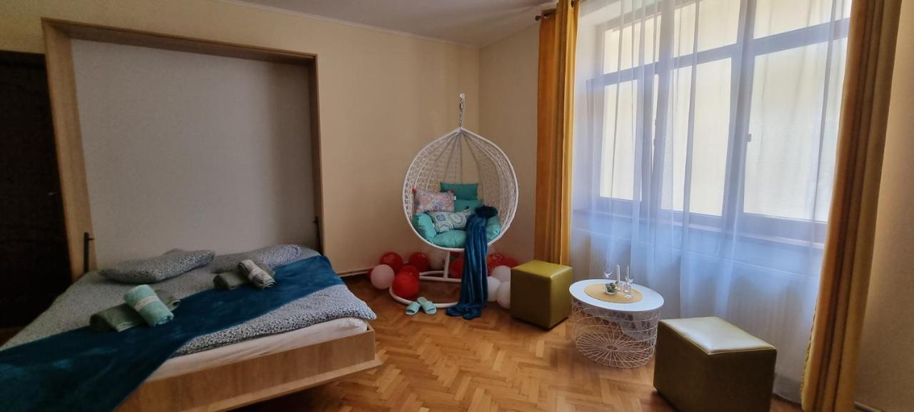 Happy Mood Apartment 5 Брашов Екстер'єр фото
