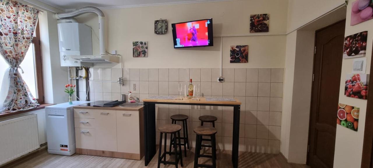 Happy Mood Apartment 5 Брашов Екстер'єр фото